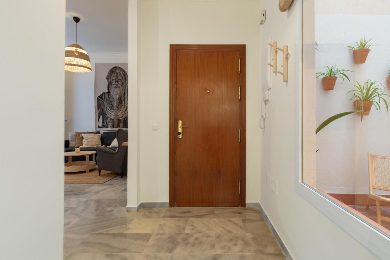 Puerta De Larios: Central Three-Bedroom Apartment With Balconies And Patio Málaga Buitenkant foto