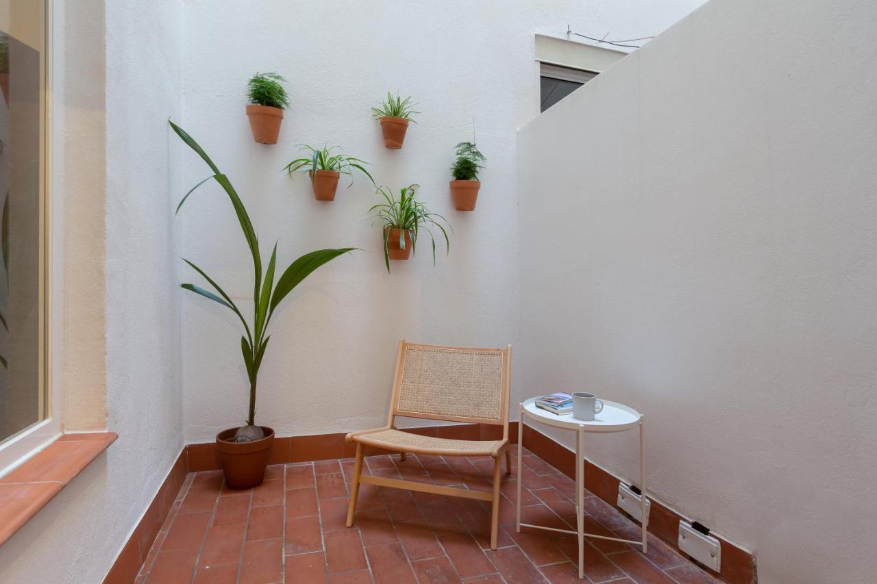 Puerta De Larios: Central Three-Bedroom Apartment With Balconies And Patio Málaga Buitenkant foto